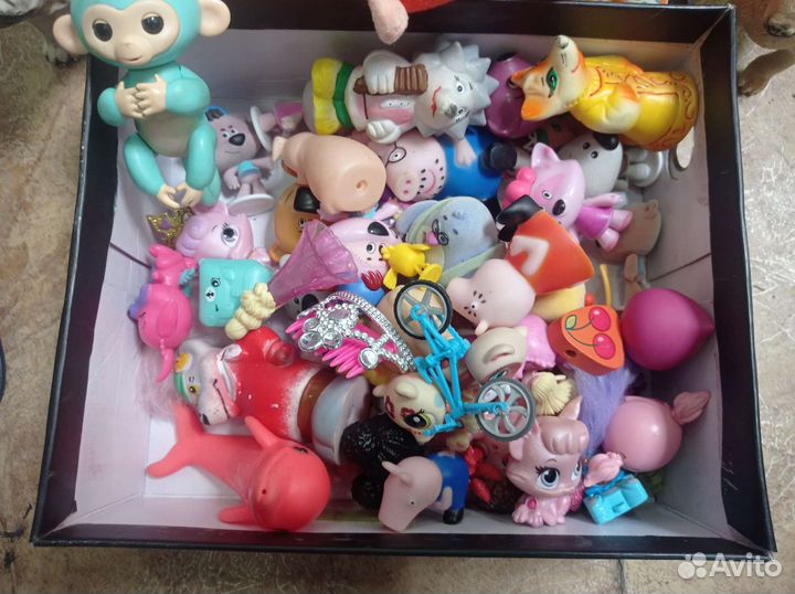 Игрушки детские, мягкие и разные, читаем