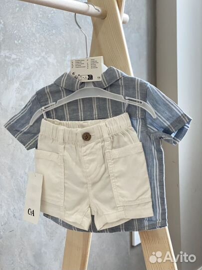 Комплект из рубашки и шорт С&А 62,80,86