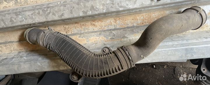 Патрубок интеркуллера 1k0145840r