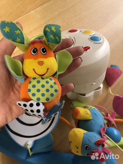 Мобиль tiny love