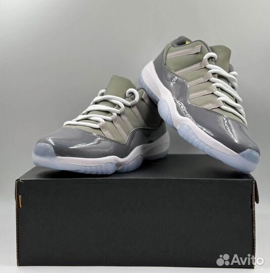 Кроссовки Jordan Retro