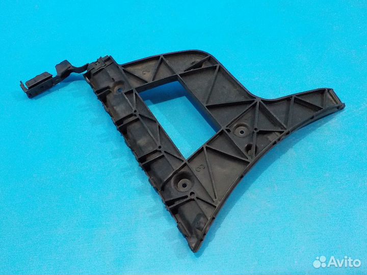 Кронштейн заднего бампера левый Audi A4 (B8) 2007