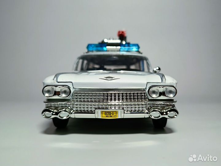 Модель Ecto-1 Ghostbusters 1:24 Jada