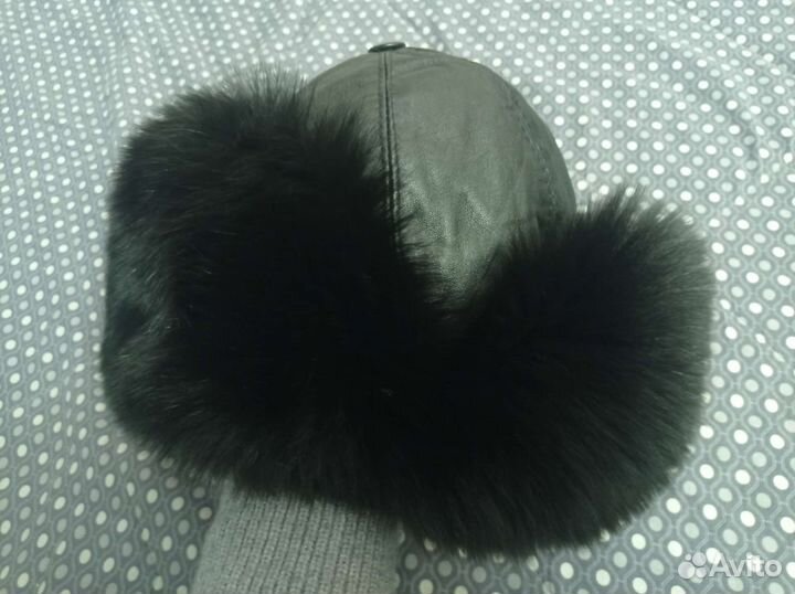Шапка кожаная