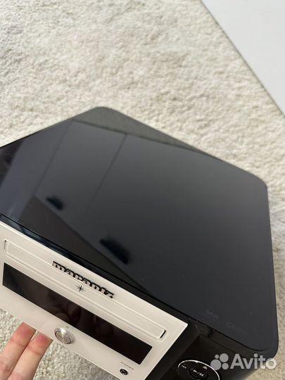 CD-ресивер Marantz M-CR610