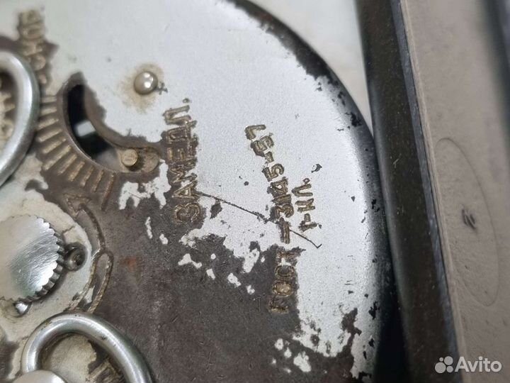 Часы-будильник. пионер. пионерия. СССР