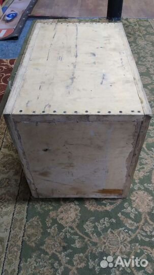 Ящик для сабвуфера