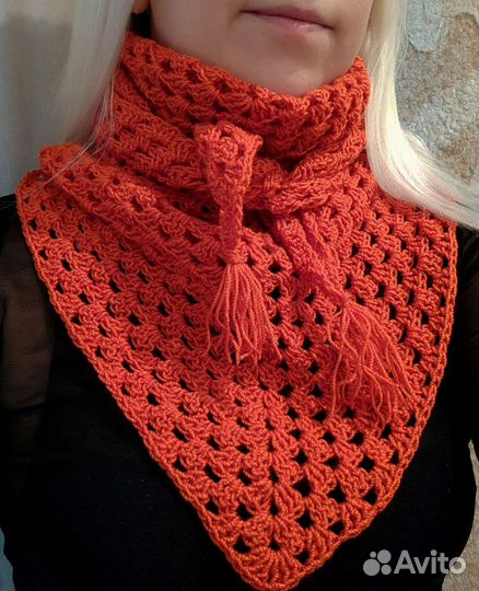 Бактус вязанный шарф