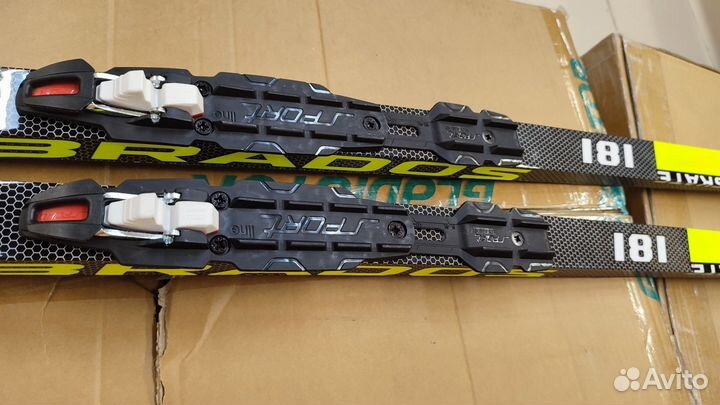 Лыжи для секций беговые гоночные AIR PRO skate