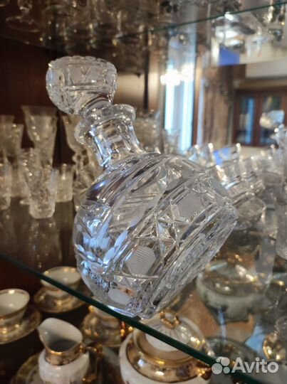 Хрустальный набор графин и 6 стопок Приятель