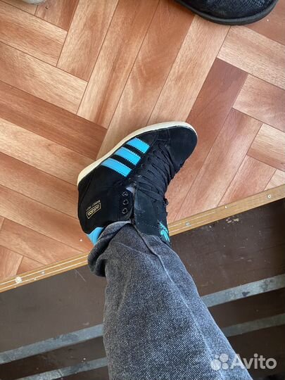 Сникерсы женские