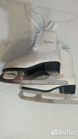 Коньки фигурные 36 размер б/у