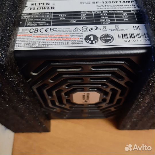 Блок питания 1200w Super Flower Leadex SE