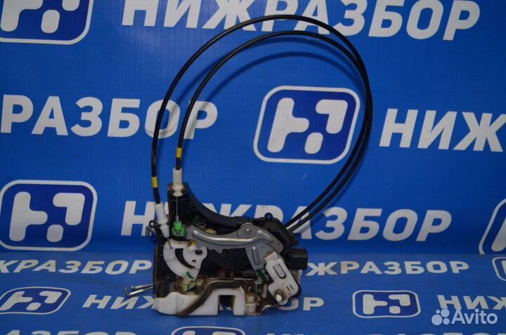 Замок двери задний левый Mitsubishi Pajero Sport 2