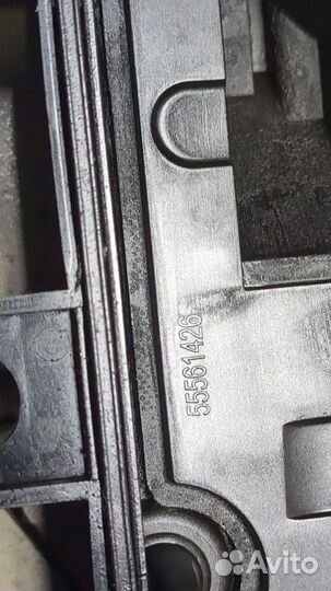 Крышка клапанная двс Opel Corsa D, 2011