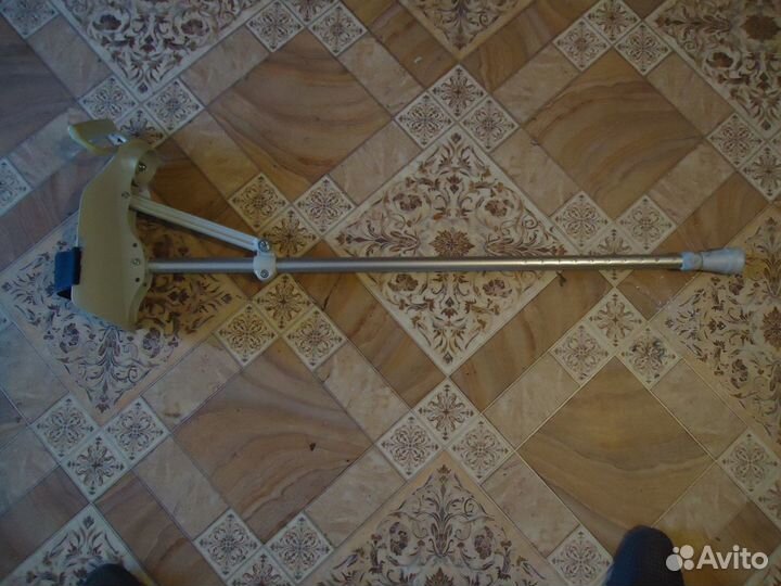 Костыли под локоть