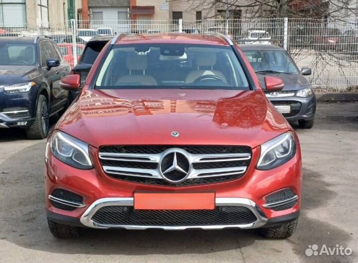 В разборе Mercedes-Benz GLC 253