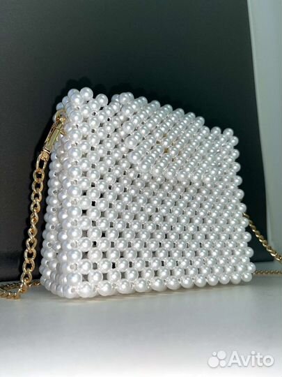 Жемчужная сумочка из бусин