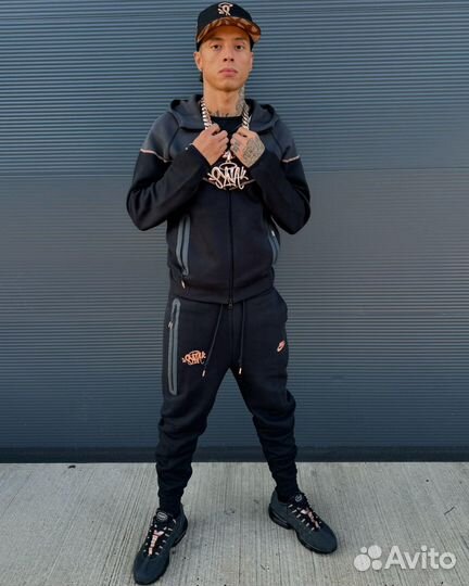 Костюм Nike Tech Fleece Syna World