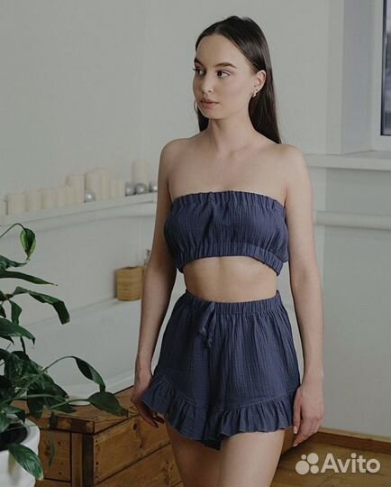 Шортики с воланами