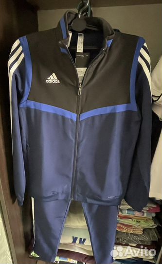 Спортивный костюм Adidas новый,р152