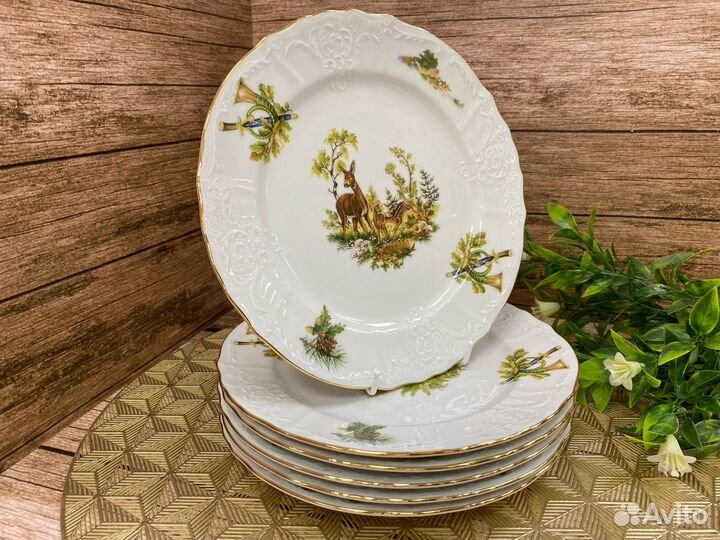 Набор тарелок 