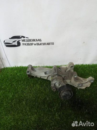 Кронштейн генератора Renault Duster 4WD 1.6