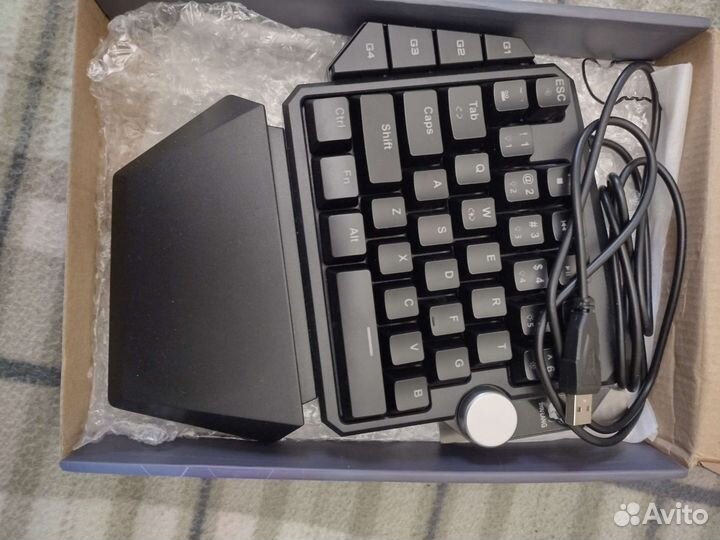 Игровая механическая клавиатура (кейпад)