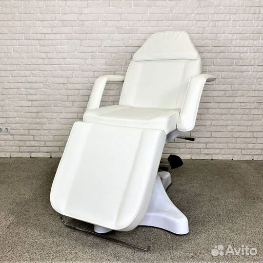 Кресло косметологическое,DM-234