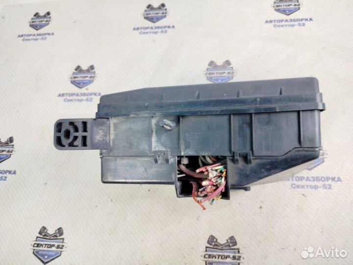 Блок предохранителей Hyundai Tucson 1 JM