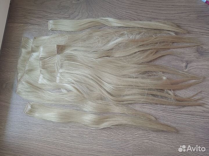 Волосы на заколках