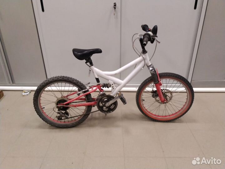 Велосипед на 6-9 лет