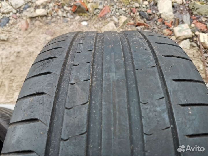Pirelli Carrier 275/35 R21