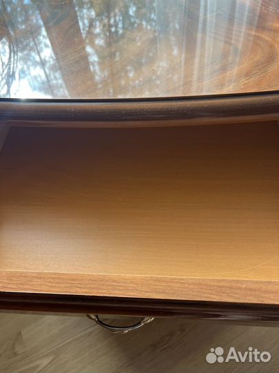 Тумба прикроватная