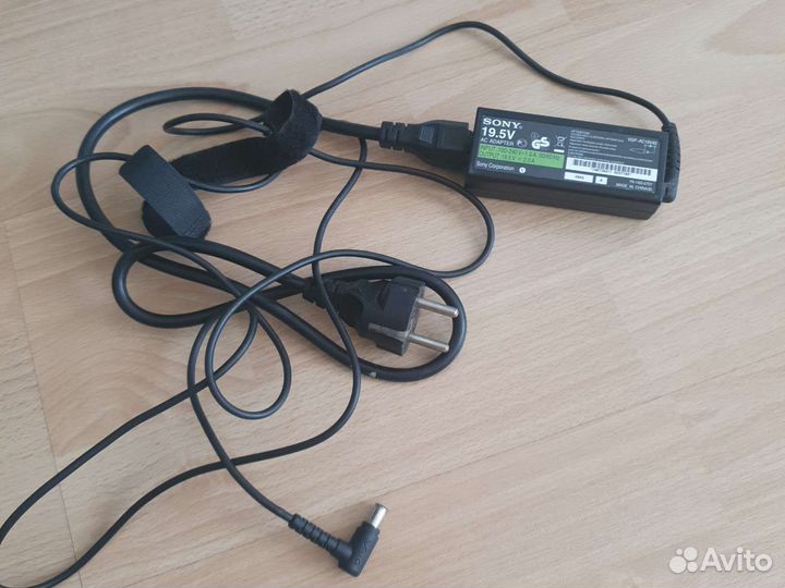 Блок питания Soni vaio оригинал