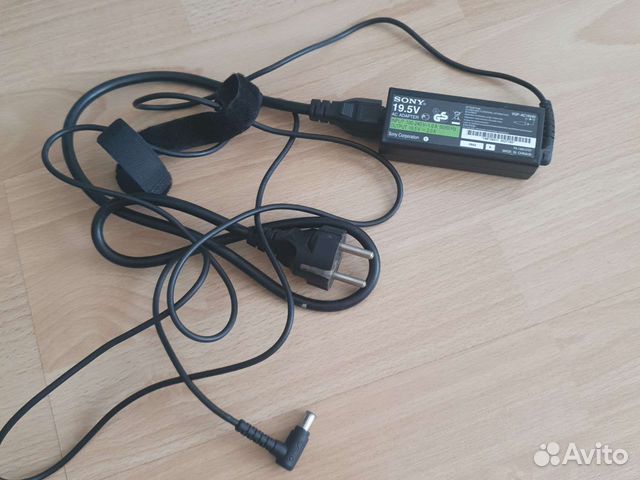 Блок питания Soni vaio оригинал