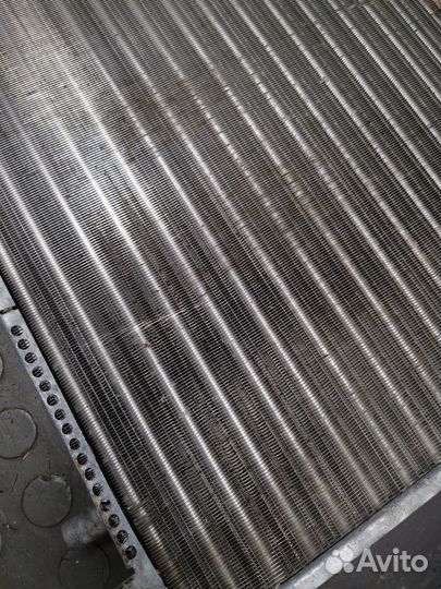 Радиатор охлаждения двигателя Audi 80 (B4)