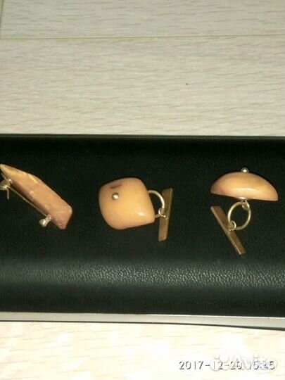 Запонки и брошь янтарь натуральный