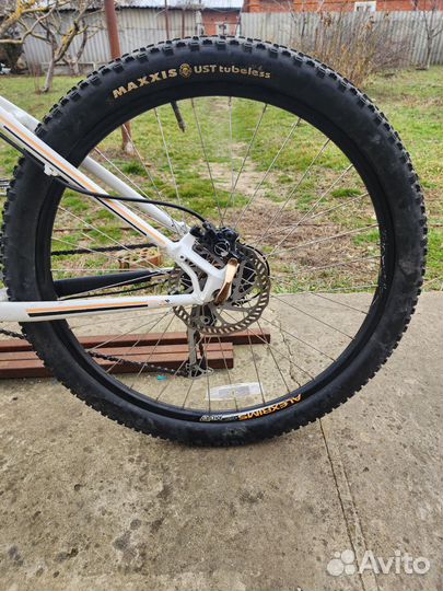 Велосипед GT avalanche 3.0