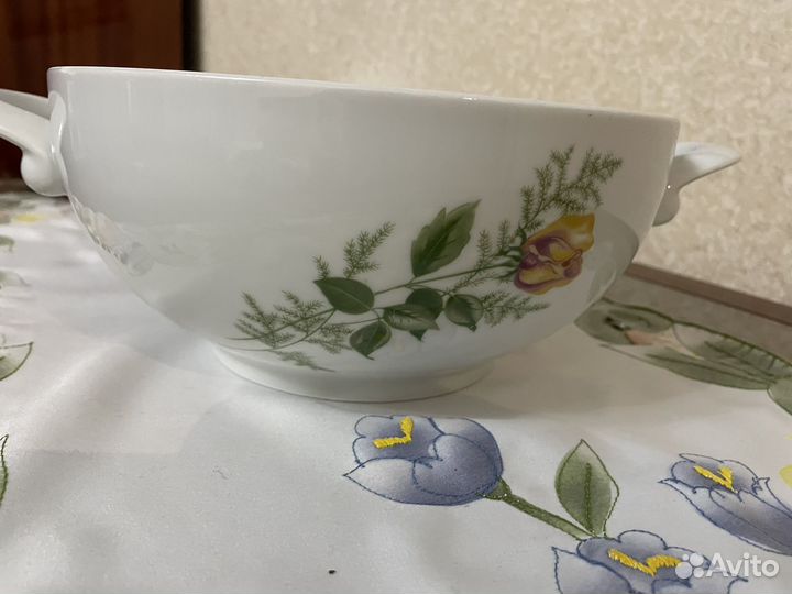 Супница фарфоровая гдр