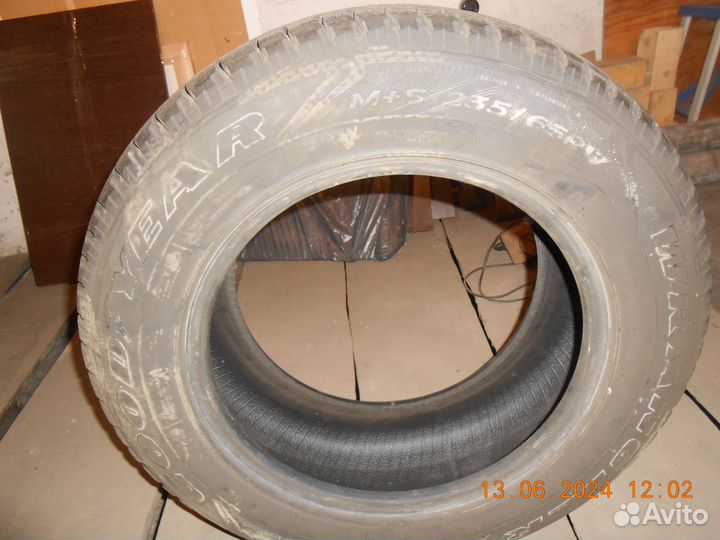 Goodyear Wrangler AT 235/65 R17 19B