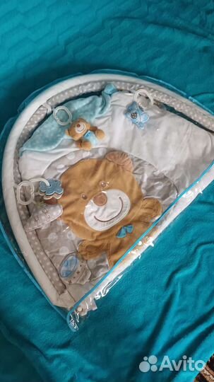 Развивающий коврик для малышей