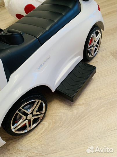 Детская машинка каталка с ручкой mercedes