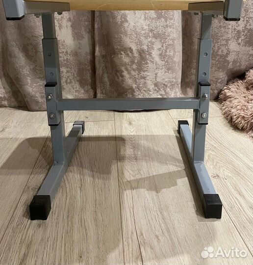 Стул ученический регулируемый