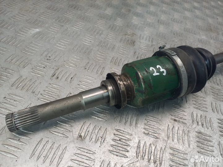 Привод передний правый Mitsubishi Outlander 1