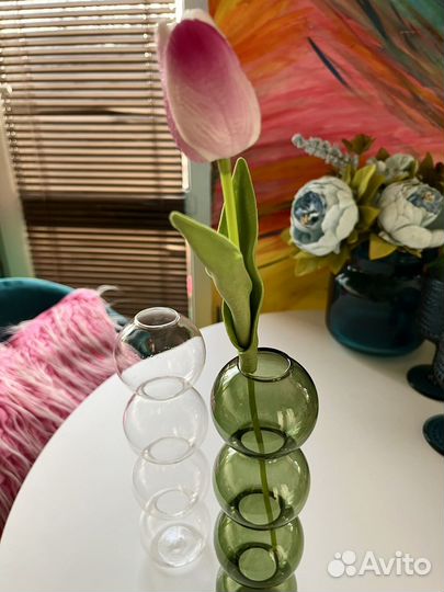 Стеклянная ваза шарики