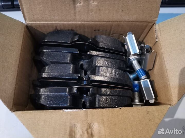 Колодки тормозные BMW X5M X6M 34217991043 оригинал