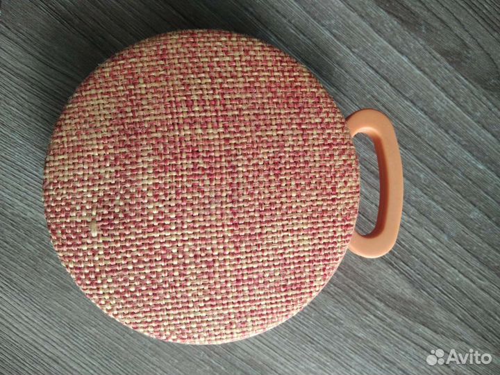 Портативная колонка