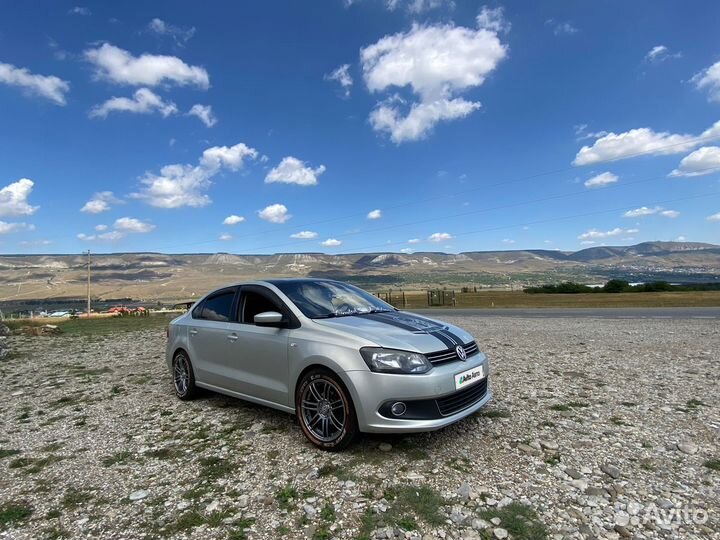 Volkswagen Polo 1.6 AT, 2010, 10 000 км