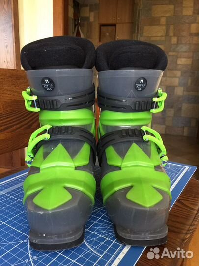 Детские лыжные ботинки, 32-33 размера